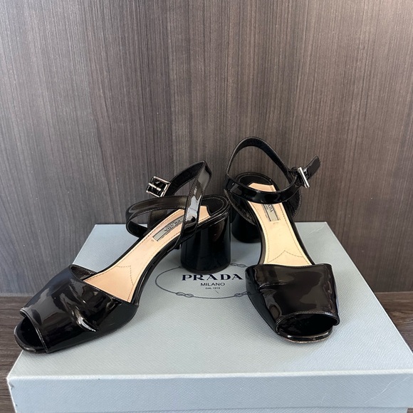 PRADA Round Heel Ankle Strap Slingback Sandal Shoe 37 (6.5 US) black patent - Picture 2 of 4